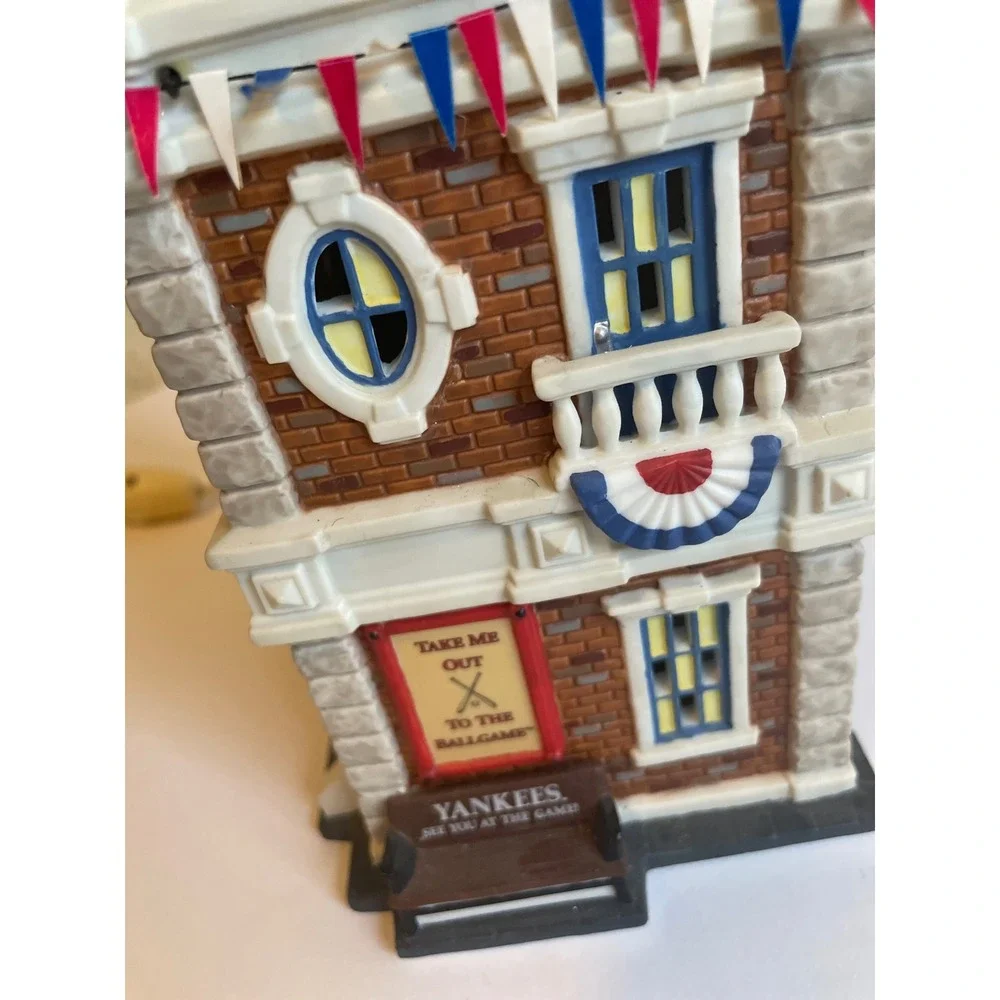 Department 56 Christmas in the City New York Yankees Souvenir Shop